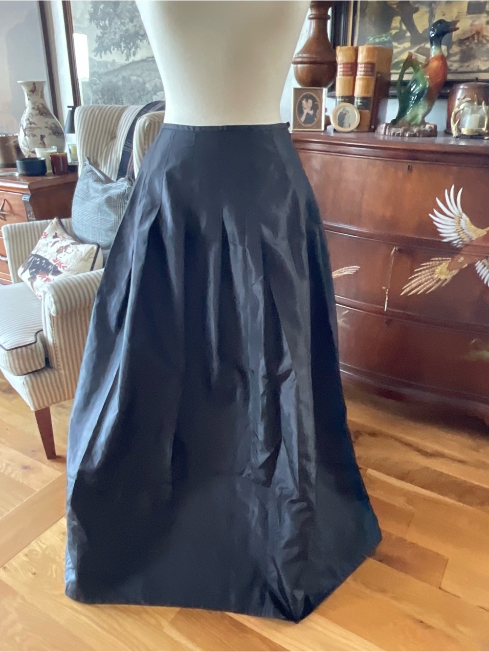 Black Full-Length Maxi Skirt — High-Waist Flared Silhouette